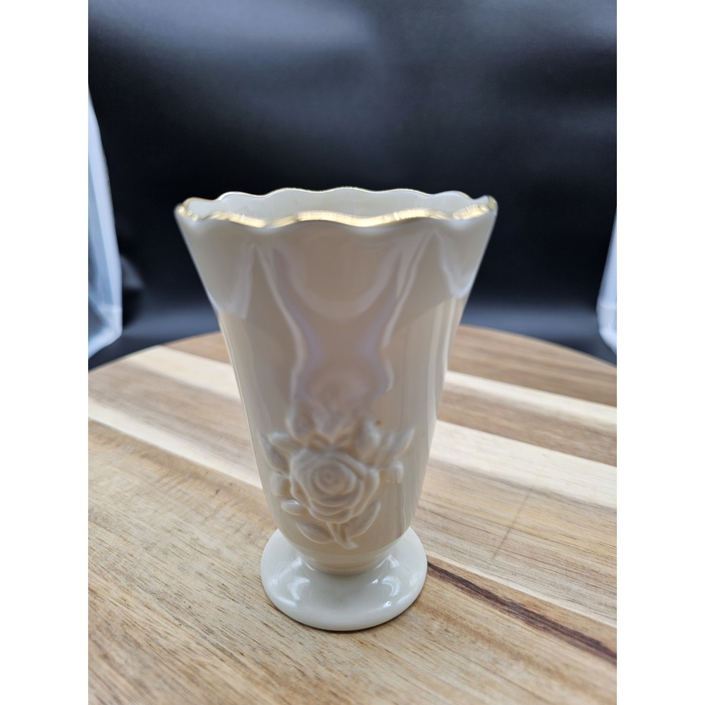 Lenox Special Bud Vase 4" Embossed Roses Gold Trim Ivory Scalloped Footed USA‎